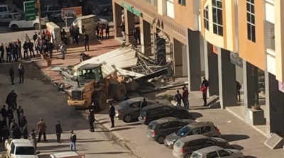 ازالة 30 واجهة مقهى في حي النصر (فيديو)