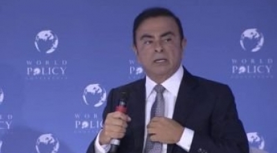 Carlos Ghosn risque 3 ans de prison avec sourcis