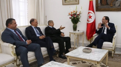 Youssef Chahed reçoit une délégation du CA