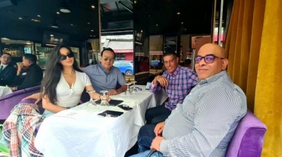 Alaa Chebbi arrive en France ( Photo)