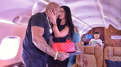 كادوريم يدخل القفص الذهبي (صورة)