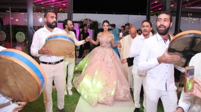 آية دغنوج تدخل القفص الذهبي (صور)