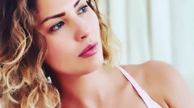 خولة سليماني لمنال عمارة : ان شاء الله يطلع خطيبك بلحق مش بوز