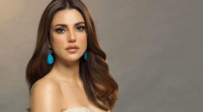 درة زروق تدعم ضحايا إنفجار مرفأ بيروت بشراء قميص زهير مراد