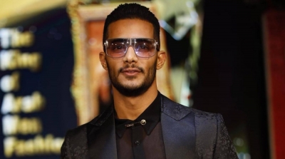 القاهرة : الاعتداء بالعنف على محمد رمضان و نعته بـ''الصهيوني''