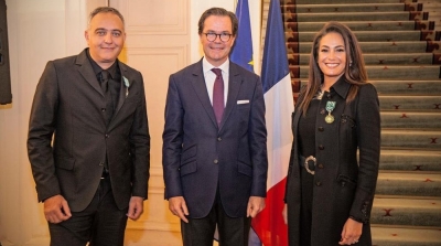 L'actrice Hend Sabry décorée de la médaille des arts et des lettres