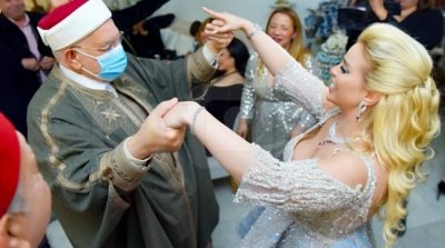 حضور عبد الفتاح مورو في خطوبة مريم بن مولاهم يثير الجدل 