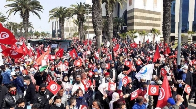 بعد مسيرة النهضة..فنانون يطالبون بتراخيص لإقامة الحفلات