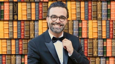 اتحاد الكتاب والأدباء الفلسطينيين يدين تطبيع الروائي التونسي كمال الرياحي مع إسرائيل