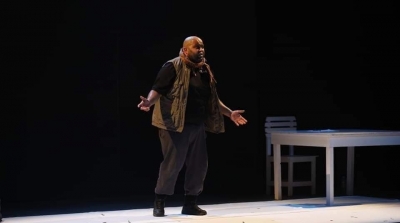 تتويج فرقة كلندستينو بالدرع الذهبي لمهرجان المونودراما