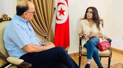 لطيفة العرفاوي تتبرع بـ100 جهاز أوكسجين لفائدة المستشفيات التونسية 