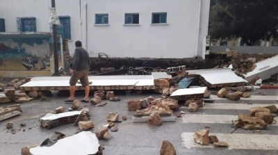  بسبب الأمطار : انهيار سور مدرسة إعدادية بمدينة رفراف (صور)